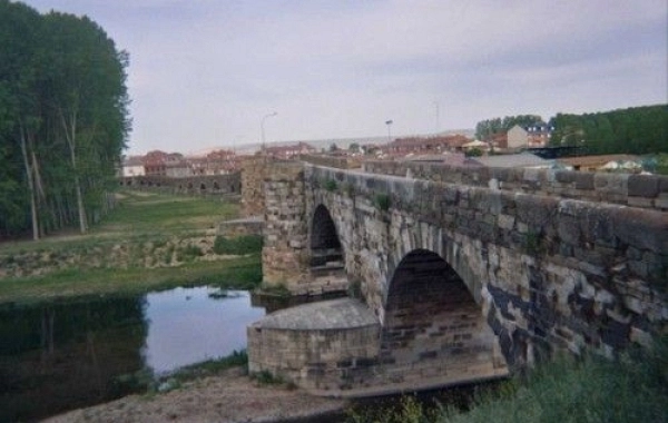 CF23 - León - Villadangos del Páramo - 21,8 km