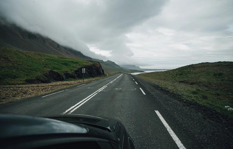 How to get from Santiago de Compostela to Lugo