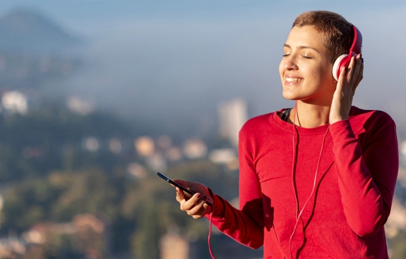 Música en el Camino de Santiago: Canciones y playlists inspiradoras