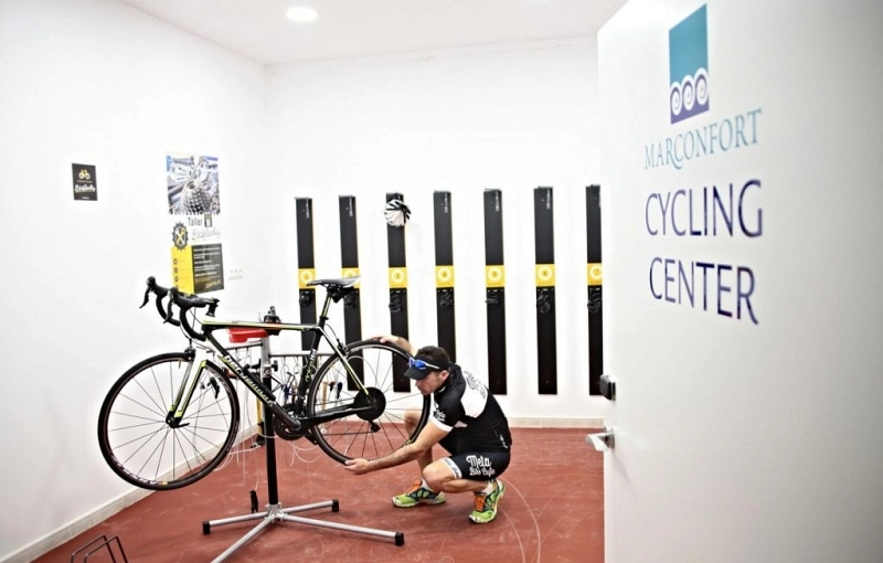 Nueva alianza estratégica para impulsar los alojamientos Bike Friendly en el Camino de Santiago