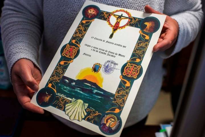 What other certificates can be obtained? Fisterrana and Muxiana